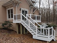 <b>TimberTech Terrain Silver Maple with White Washington Vinyl Railing with Black Aluminum Balusters</b>